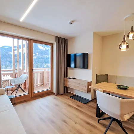 Iris-6 By Interhome