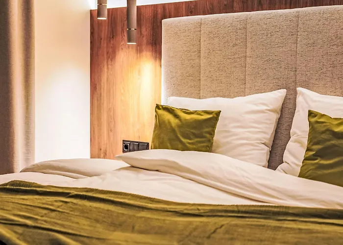 Iris-6 By Interhome 3*